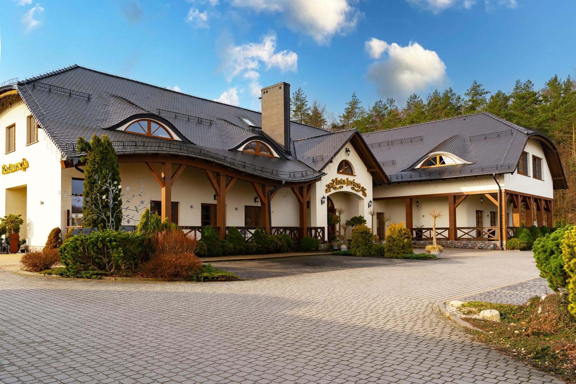 Zlota Jesien Restauracja I Noclegi Nad Jeziorem Картузы Экстерьер фото